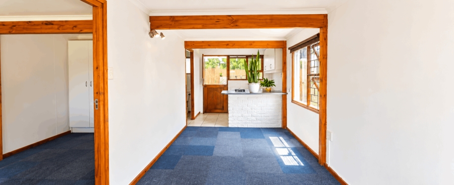 7 Bedroom Property for Sale in Kleinbaai Western Cape